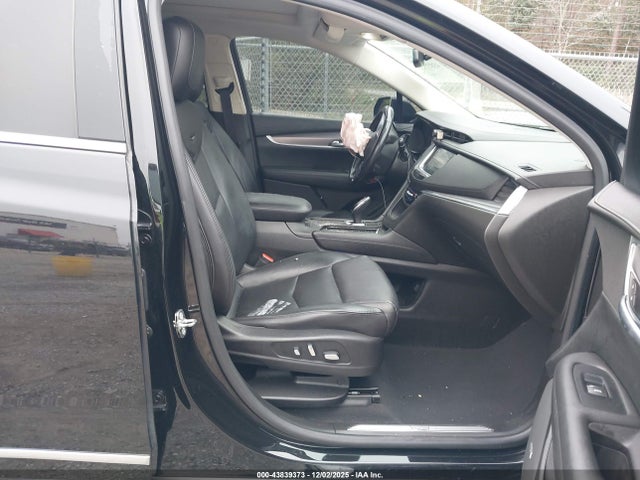 2018 CADILLAC XT5 1GYKNERS0JZ188098 Photo 4