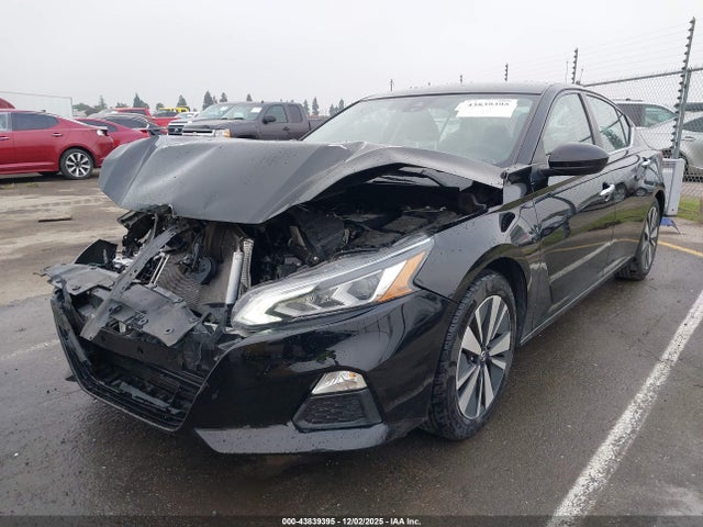 1N4BL4DV4NN359140 Nissan Altima Sv Fwd