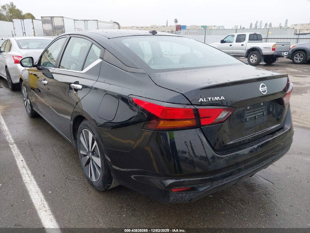 1N4BL4DV4NN359140 Nissan Altima Sv Fwd