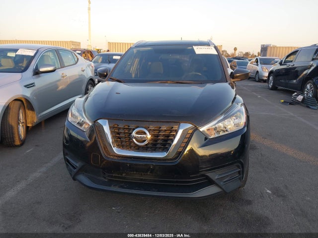 3N1CP5CU1JL544535 Nissan KICKS S