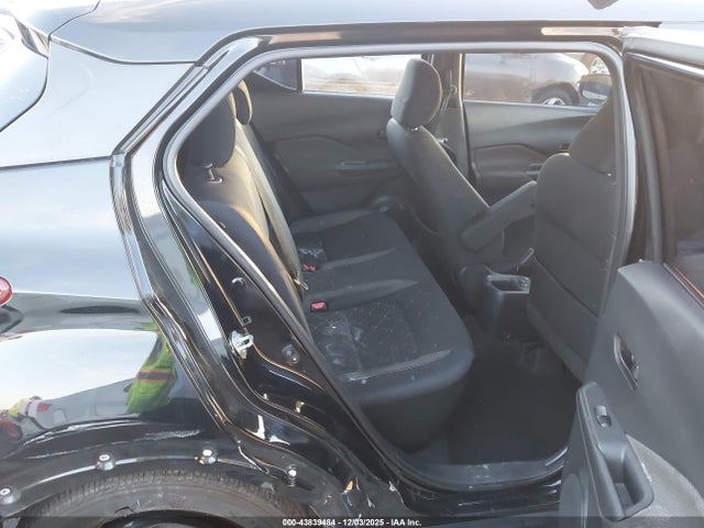 3N1CP5CU1JL544535 Nissan KICKS S