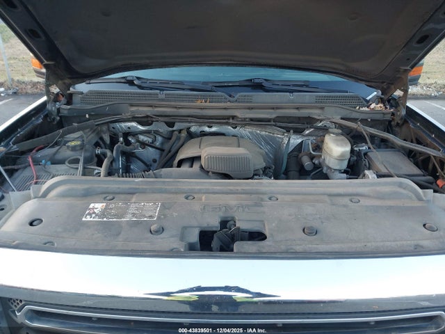 43839501 :رقم المزاد ، 1GT22YEG6FZ516505 vin ، 2015 Gmc Sierra 2500hd Sle مزاد بيع