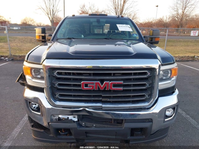 43839501 :رقم المزاد ، 1GT22YEG6FZ516505 vin ، 2015 Gmc Sierra 2500hd Sle مزاد بيع