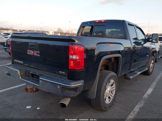 43839501 :رقم المزاد ، 1GT22YEG6FZ516505 vin ، 2015 Gmc Sierra 2500hd Sle مزاد بيع