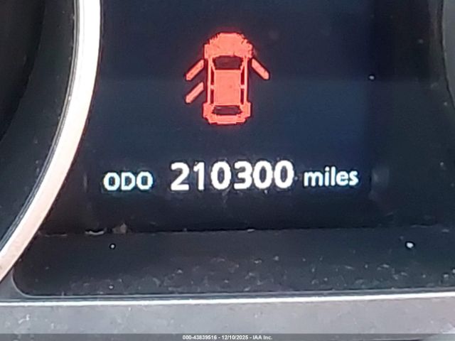 2011 MITSUBISHI OUTLANDER JA4JT3AW5BU037633 Photo 6