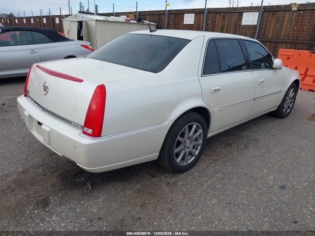 2008 CADILLAC DTS 1G6KD57958U121466 Photo 3