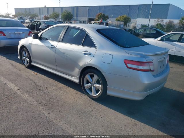 2011 TOYOTA CAMRY 4T1BF3EK6BU195192 Photo 2