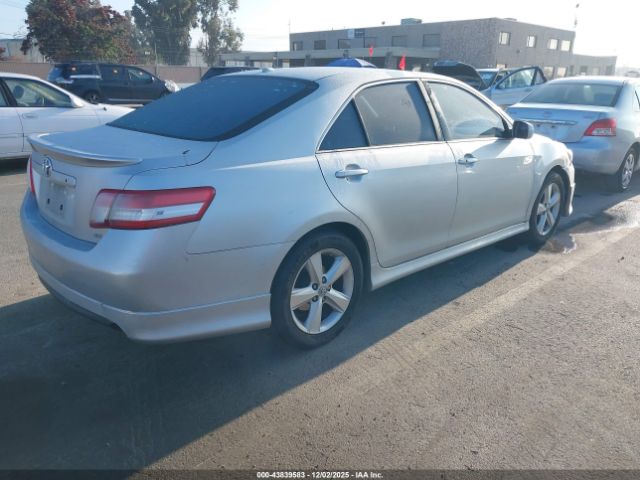 2011 TOYOTA CAMRY 4T1BF3EK6BU195192 Photo 3