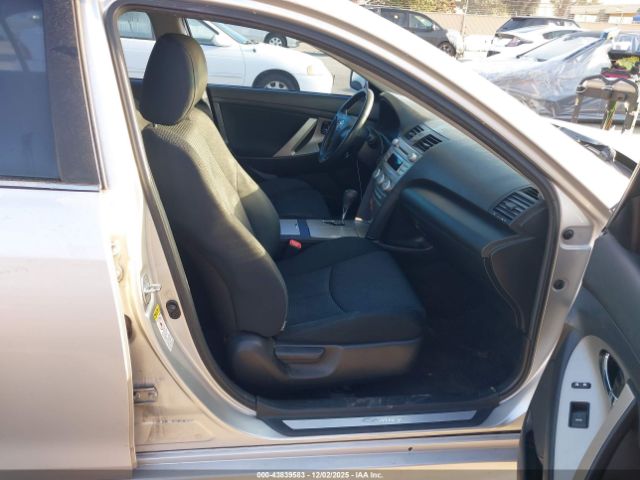 2011 TOYOTA CAMRY 4T1BF3EK6BU195192 Photo 4