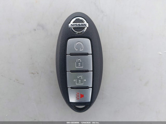 JN1BJ1CR2HW127740 Nissan Rogue Sport Sl