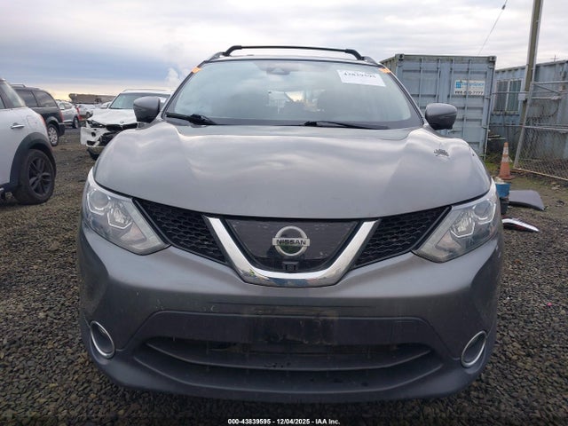 JN1BJ1CR2HW127740 Nissan Rogue Sport Sl