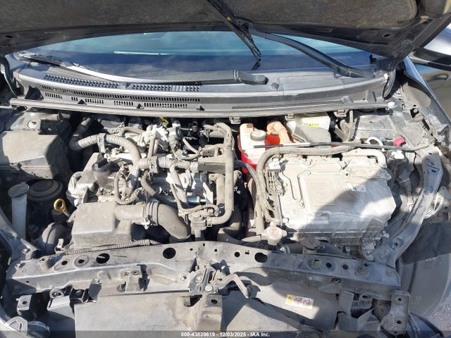 JTDKDTB36J1605819 Toyota Prius C Four