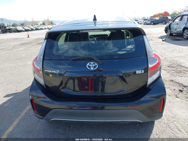 JTDKDTB36J1605819 Toyota Prius C Four