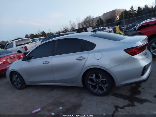 Продажа на аукционе авто 2020 Kia Forte Lxs, vin: 3KPF24AD4LE177658, номер лота: 43839707