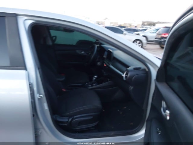 Продажа на аукционе авто 2020 Kia Forte Lxs, vin: 3KPF24AD4LE177658, номер лота: 43839707