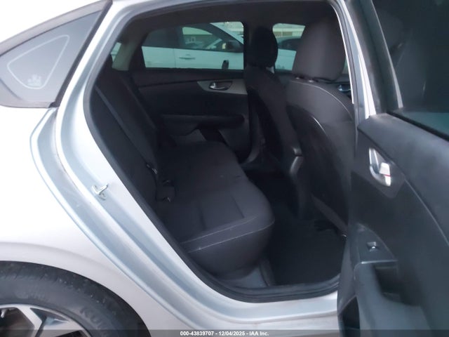 Продажа на аукционе авто 2020 Kia Forte Lxs, vin: 3KPF24AD4LE177658, номер лота: 43839707