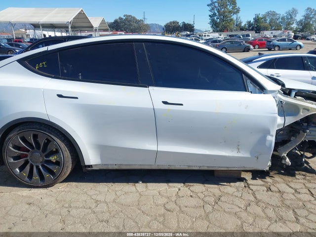 7SAYGDEF8PF624047 Tesla Model Y Performance Dual Motor All-wheel Drive