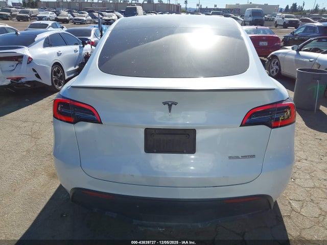 7SAYGDEF8PF624047 Tesla Model Y Performance Dual Motor All-wheel Drive