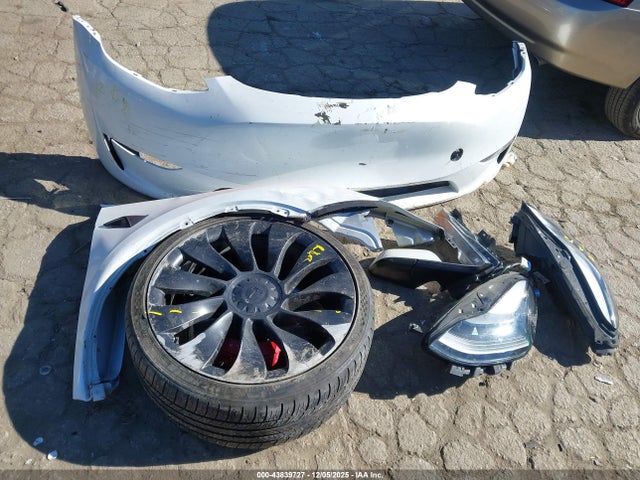 7SAYGDEF8PF624047 Tesla Model Y Performance Dual Motor All-wheel Drive