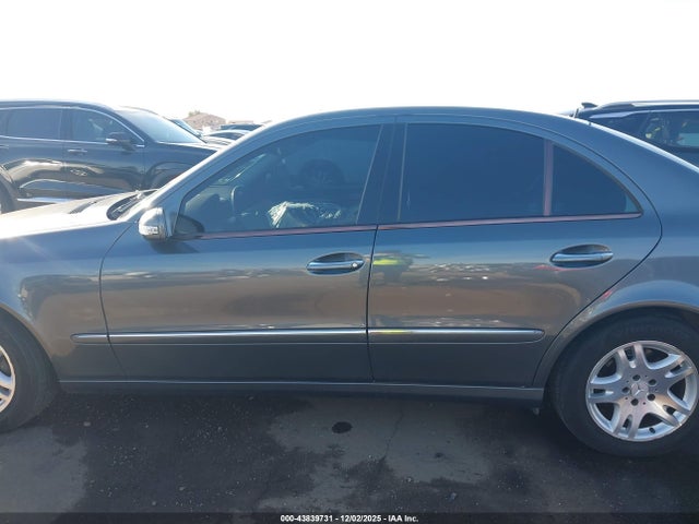 43839731 :رقم المزاد ، WDBUF56J06A813921 vin ، 2006 Mercedes-benz E 350 مزاد بيع