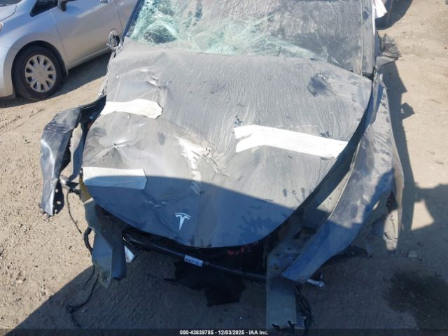 2024 TESLA MODEL Y 7SAYGDEF9RF076837 Photo 5