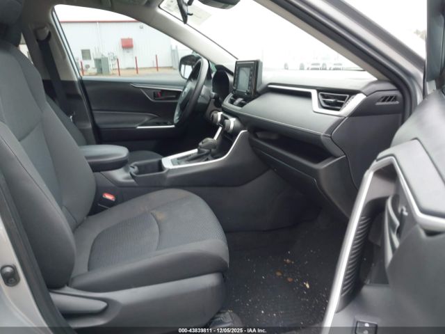 2022 TOYOTA RAV4 2T3H1RFV9NC195852 Photo 4