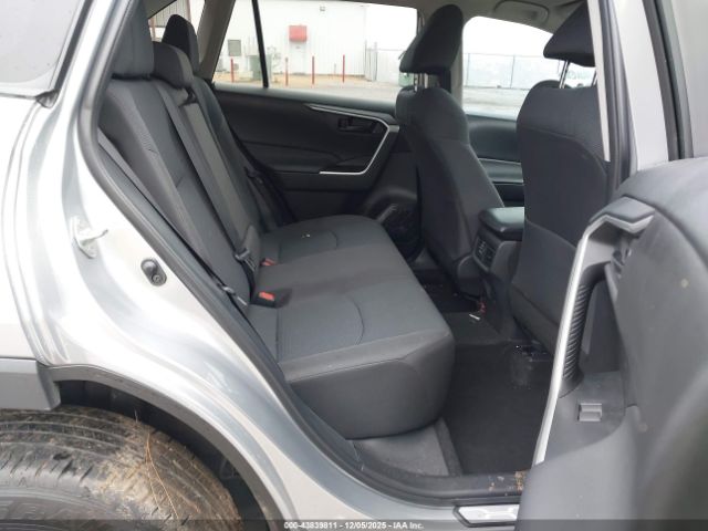 2022 TOYOTA RAV4 2T3H1RFV9NC195852 Photo 7