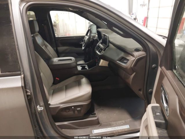 2021 CHEVROLET SUBURBAN 1GNSKDKD2MR216130 Photo 4