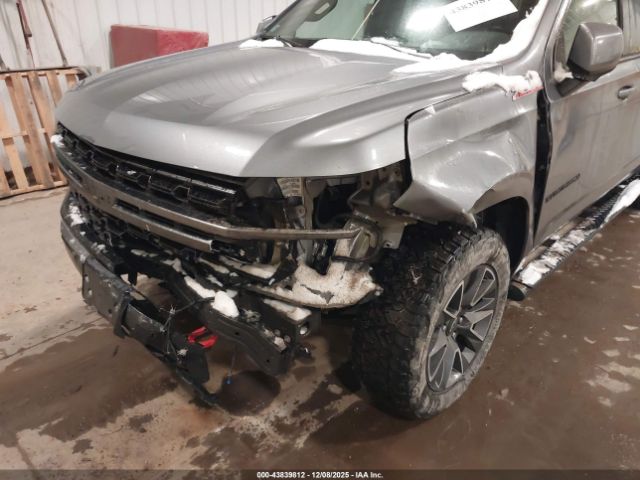 2021 CHEVROLET SUBURBAN 1GNSKDKD2MR216130 Photo 5