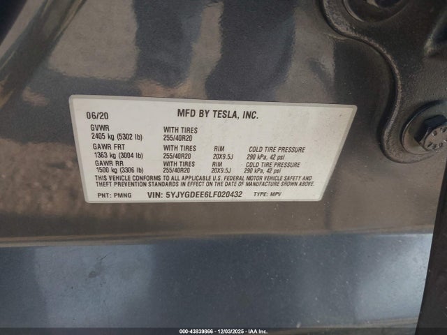 2020 TESLA MODEL Y 5YJYGDEE6LF020432 Photo 8