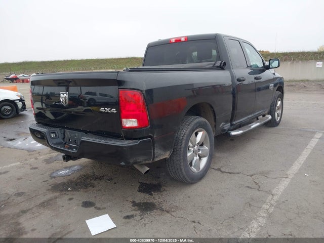 1C6RR7FG3KS519908 RAM 1500 Classic Express 4x4 6&#039;4 Box