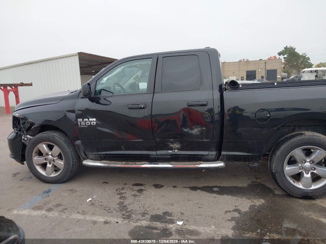 1C6RR7FG3KS519908 RAM 1500 Classic Express 4x4 6&#039;4 Box