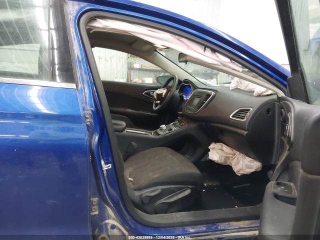 Aukcja sprzedaży 2016 Chrysler 200 Limited, vin: 1C3CCCAB2GN177723, numer aukcji: 43839989