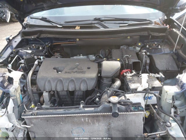 2017 MITSUBISHI OUTLANDER JA4AD3A33HZ037631 Photo 9