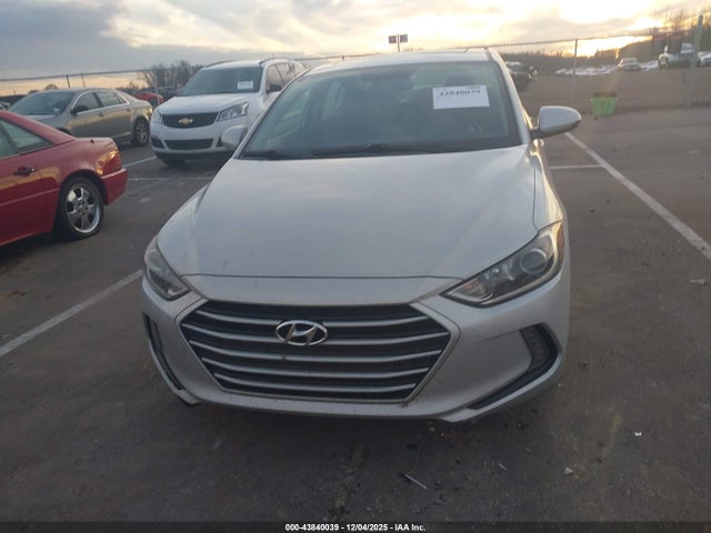 Продажа на аукционе авто 2018 Hyundai Elantra Value Edition, vin: KMHD84LF1JU475468, номер лота: 43840039