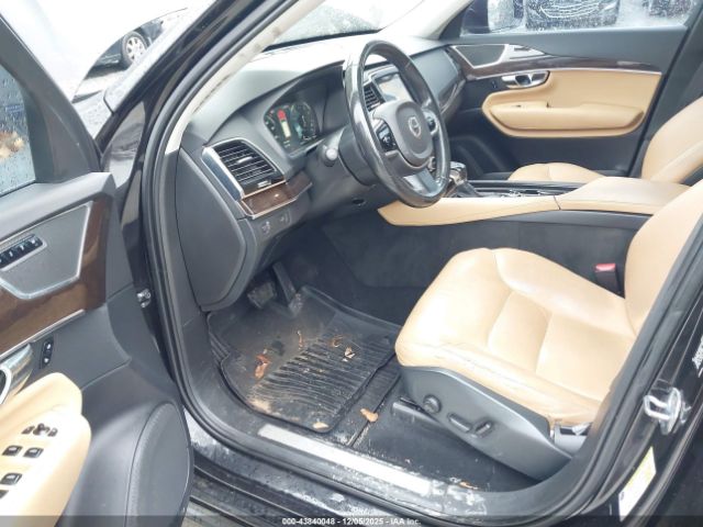 2016 VOLVO XC90 YV4A22PK0G1062971 Photo 4