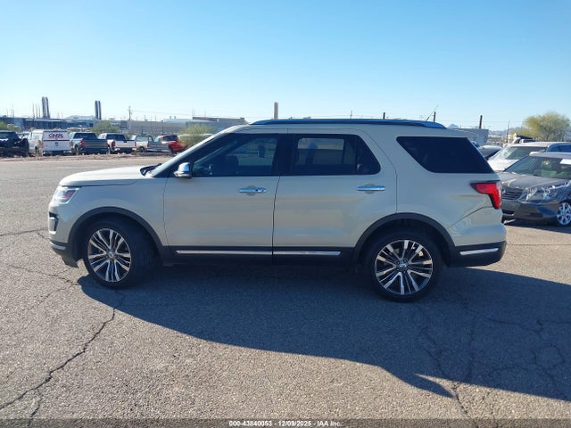 1FM5K8HT4JGC33705 Ford Explorer Platinum