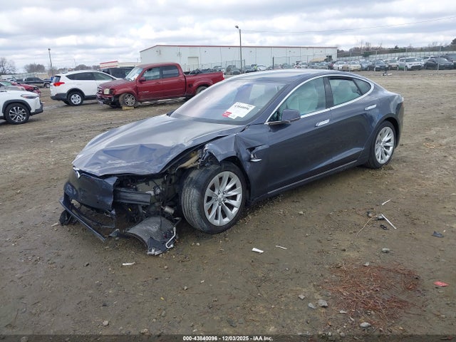 2020 TESLA MODEL S 5YJSA1E28LF350925 Photo 1