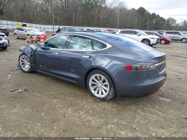 2020 TESLA MODEL S 5YJSA1E28LF350925 Photo 2