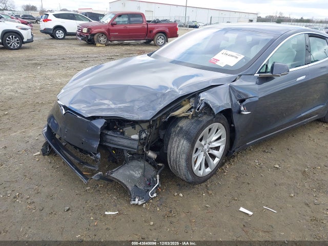 2020 TESLA MODEL S 5YJSA1E28LF350925 Photo 5