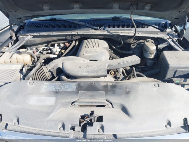 Продажа на аукционе авто 2003 Gmc Yukon Xl 1500 Slt, vin: 3GKEC16T43G258692, номер лота: 43840101