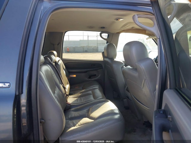 Продажа на аукционе авто 2003 Gmc Yukon Xl 1500 Slt, vin: 3GKEC16T43G258692, номер лота: 43840101