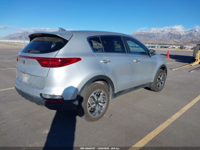 2021 KIA SPORTAGE KNDPMCAC7M7932092 Photo 3