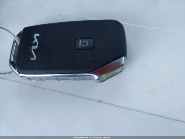 2022 KIA NIRO KNDCB3LC8N5547008 Photo 10