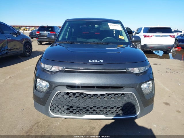 43840118 :رقم المزاد ، KNDJ23AU8N7817801 vin ، 2022 Kia Soul S مزاد بيع
