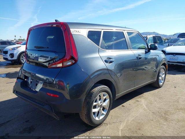 43840118 :رقم المزاد ، KNDJ23AU8N7817801 vin ، 2022 Kia Soul S مزاد بيع