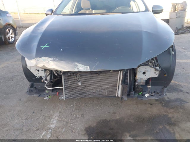 3N1AB8CV4NY264049 Nissan Sentra Sv Xtronic Cvt