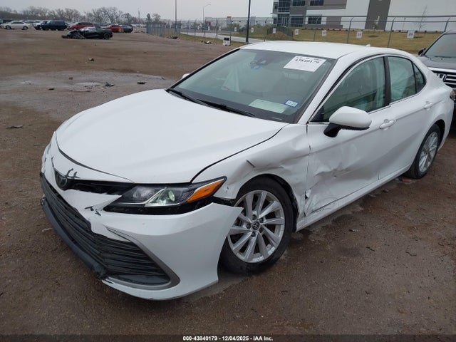 4T1C11AKXPU755428 Toyota CAMRY LE