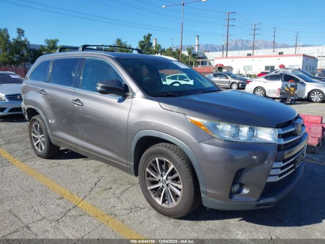 2017 TOYOTA HIGHLANDER 5TDKZRFH9HS509075