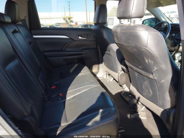 2017 TOYOTA HIGHLANDER 5TDKZRFH9HS509075 Photo 7
